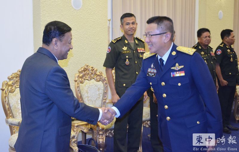 泰国空军司令访柬进一步加强两国空军合作